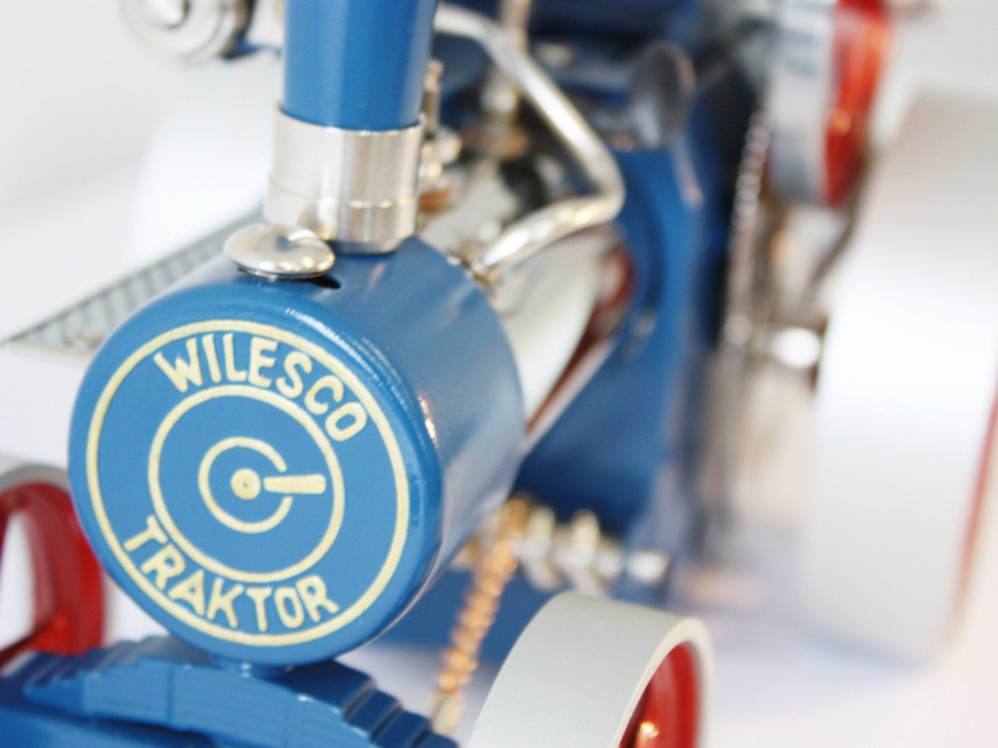 Wilesco D405 Steam Traction Engine Blue