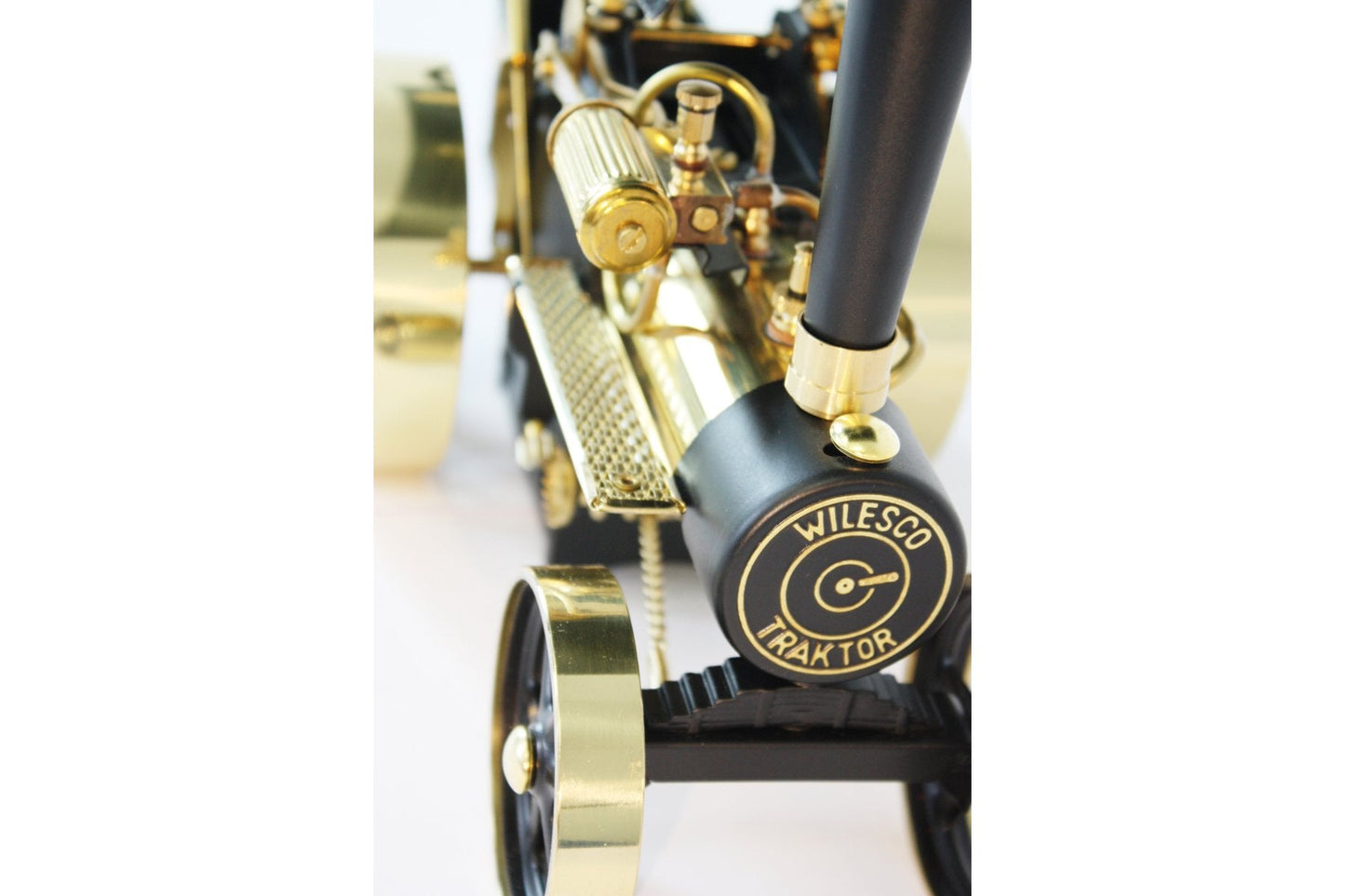 Wilesco D406 Steam Traction Engine Black-Brass