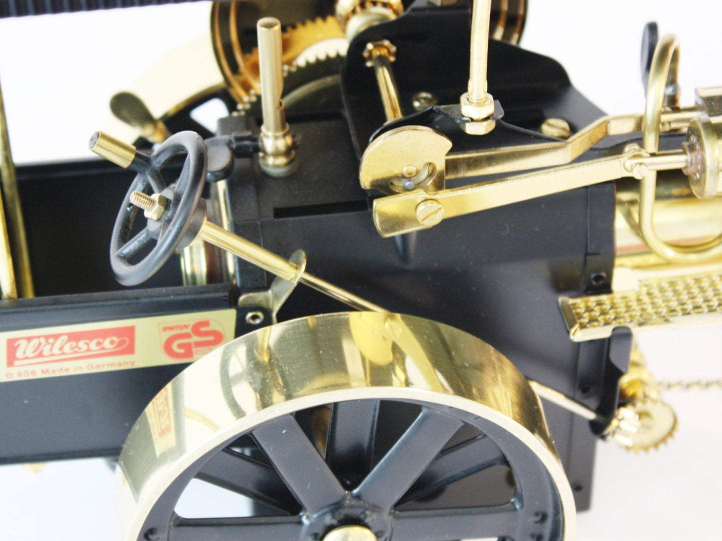 Wilesco D406 Steam Traction Engine Black-Brass